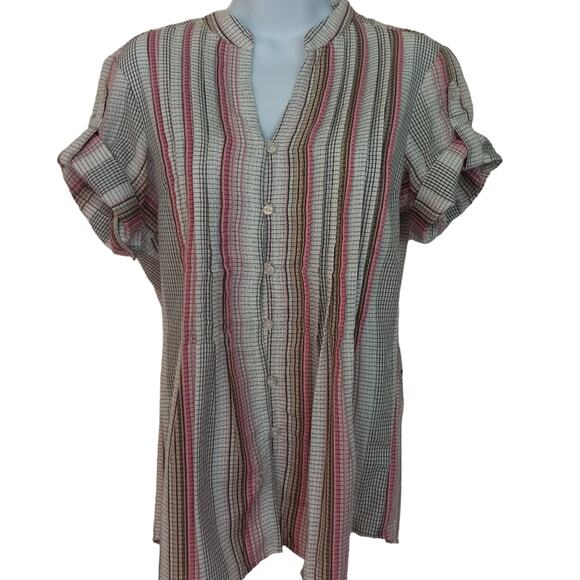 Dressbarn Short Sleeve Button Up Top - Picture 1 of 10
